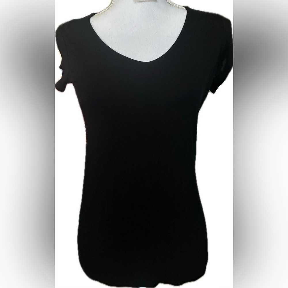 Tahari Black tee